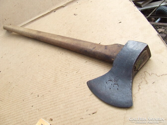 Régi szerszám kovácsolt bárd fejsze