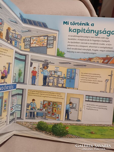 Mi Micsoda Junior - Rendőrség - Ritka - Kukucskálós ablakokkal