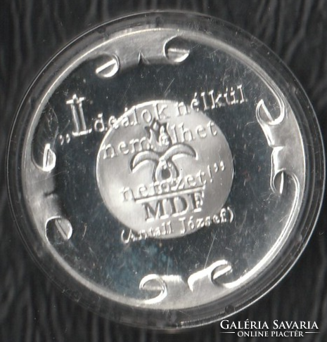 Eötvös József a magyar népoktatás megteremtője.