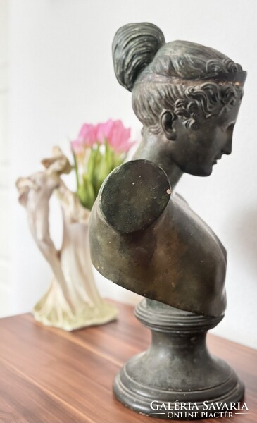 ANTIK HATALMAS APHRODITÉ BÜSZT