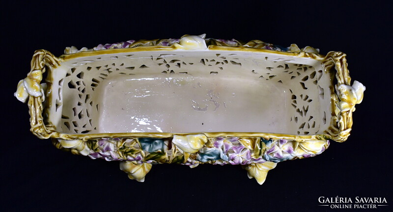 ZSOLNAY ÁTTÖRT MINTÁS HISTORIZÁLÓ KASPÓ - JARDINIERE A MÁLYVA SOROZATBÓL 1890 körül !