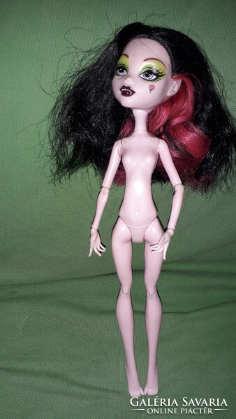 Eredeti MATTEL - MONSTER HIGH BARBIE baba szoba bútor rémes fürdőkád BABÁVAL 30X20cm a képek szerint