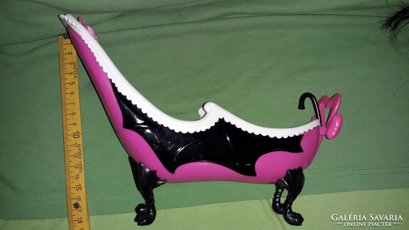 Eredeti MATTEL - MONSTER HIGH BARBIE baba szoba bútor rémes fürdőkád BABÁVAL 30X20cm a képek szerint