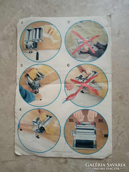 Marcato Atlas tésztagép és nyújtógép + 1 mm, 3 mm, spagetti és a Ravioli 45x45 mm adapter.