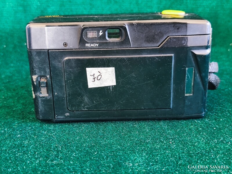 Fetana 35SR 35mm filmes kompakt fényképezőgép 34mm lencsével és vakuval