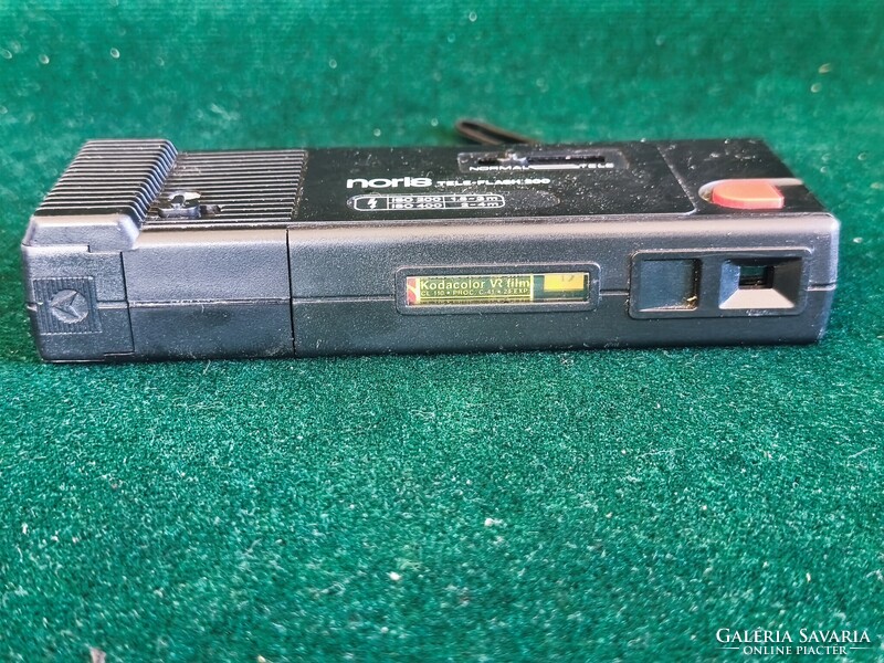 Noris Tele-Flash 200 110 filmes retro kompakt fényképezőgép működő vakuval