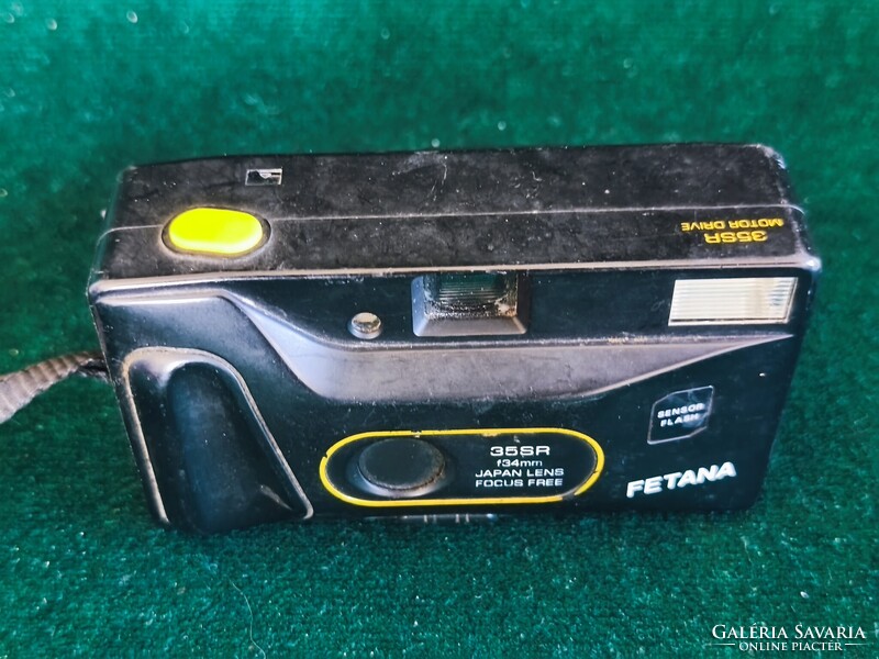 Fetana 35SR 35mm filmes kompakt fényképezőgép 34mm lencsével és vakuval