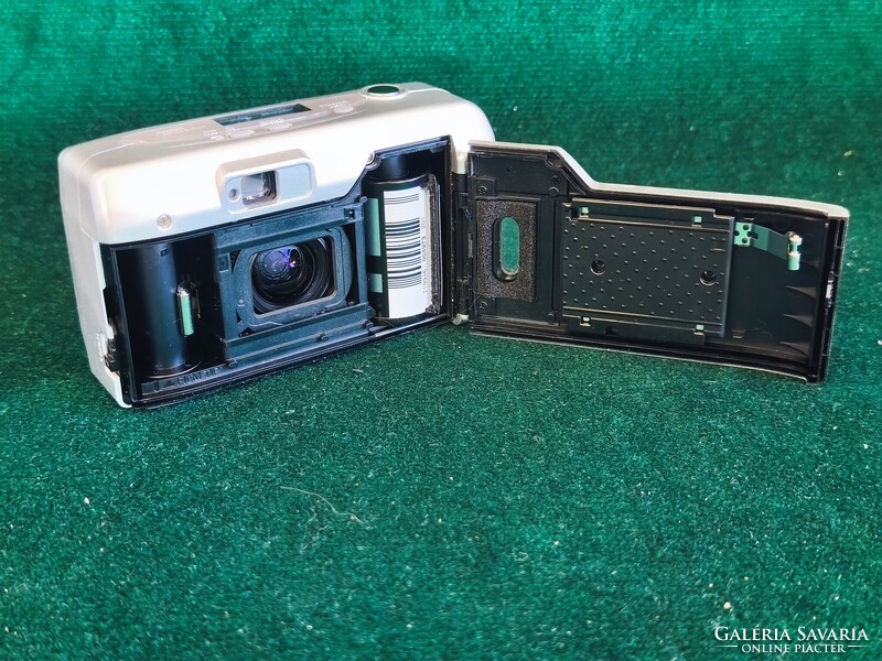 Traveler AF-Zoom 115 35mm filmes automata zoom kompakt fényképezőgép