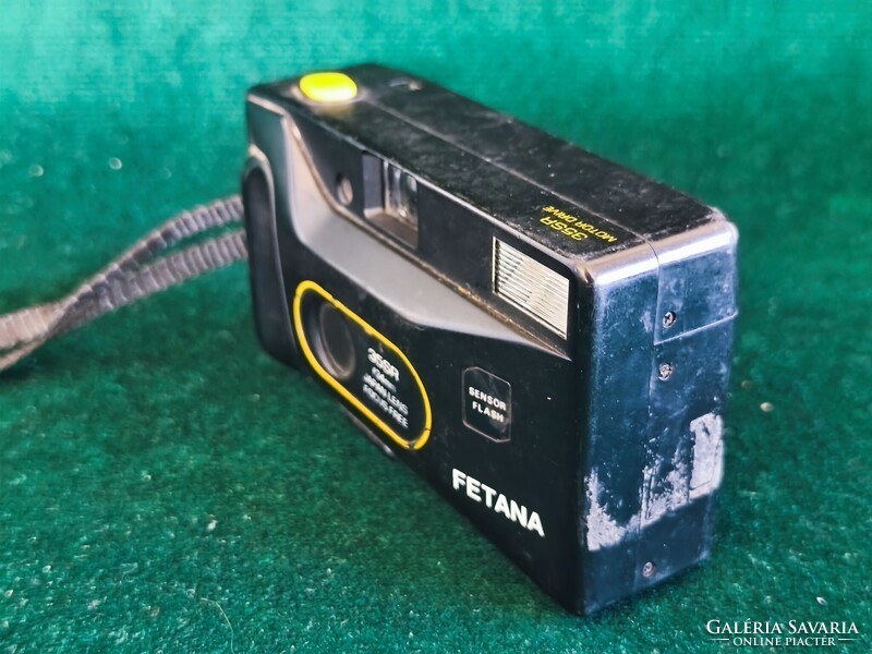 Fetana 35SR 35mm filmes kompakt fényképezőgép 34mm lencsével és vakuval