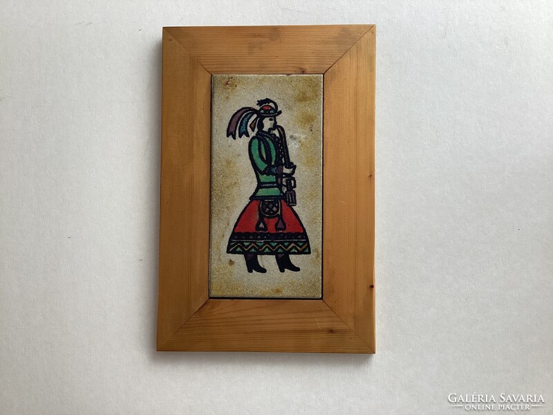 Retro Iparművészeti , keretezett kerámia falikép .