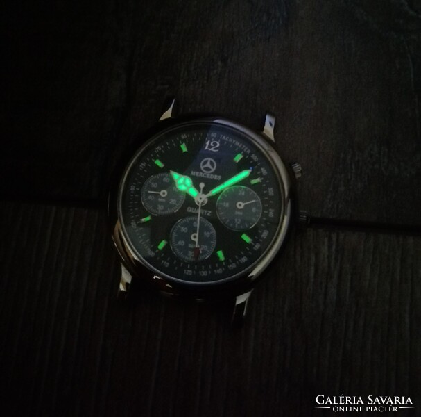 Mercedes quartz ora