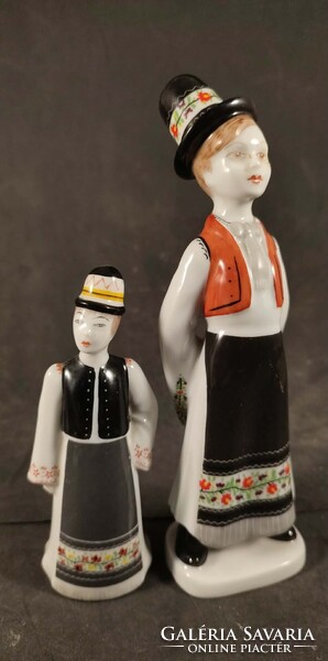 Hollóházi és aquincumi matyó fiúk 607