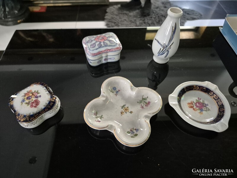 Német mini porcelán bonbonier, tálka