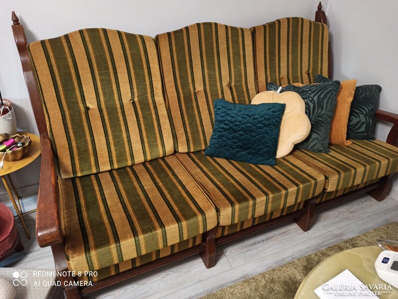 Felújított kanapé