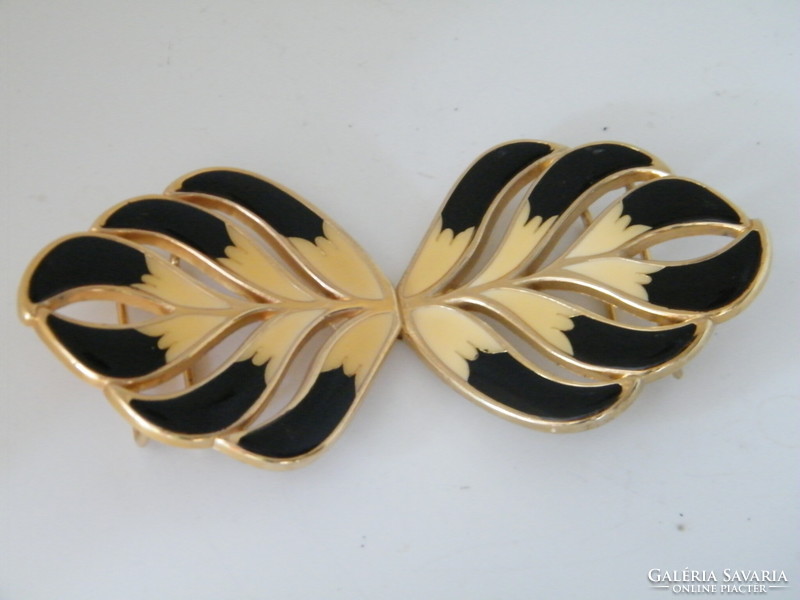 Retro fire enamel belt buckle