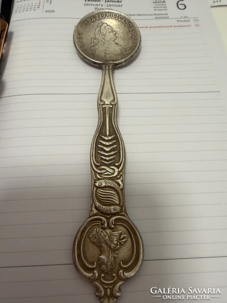 Eredeti orosz 1 rubelelssel díszített antik kanál eladó!Ara:50.000.-