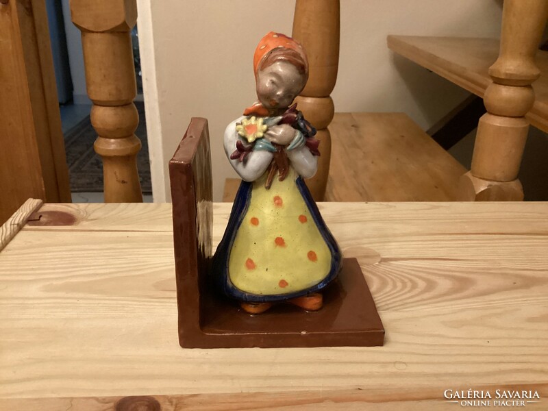 H. Rahmer  Mária ( 1911 - 1998 ) - Könyvtámasz .