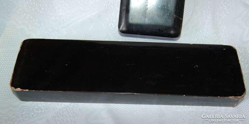 Antik Japán Lakk Doboz – Meidzsi-kor – Kézzel festett madár motívummal (30,5 cm)