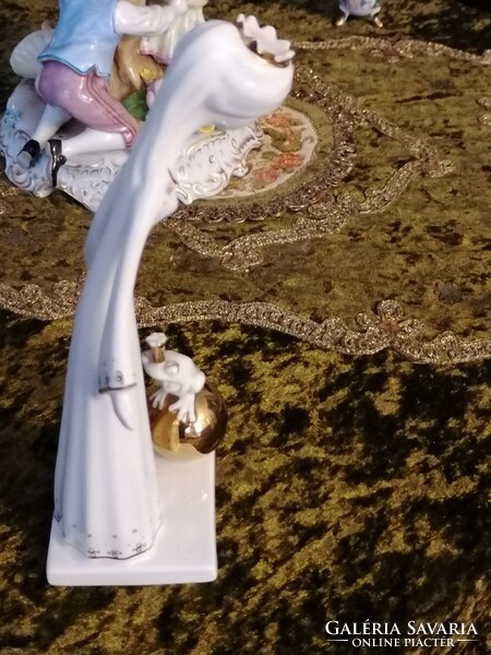 "Királylány és a békakirály" Ősz Szabó Antónia tervezte Aquincumi porcelán figura