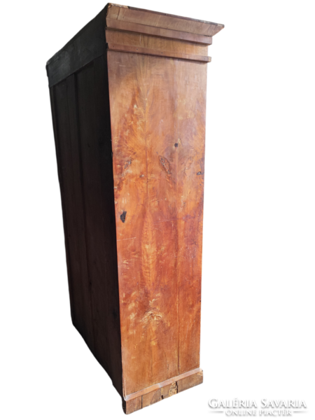 Biedermeier polcos szekrény