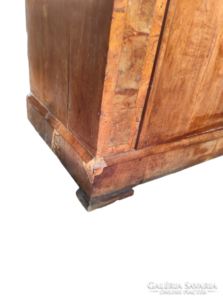 Biedermeier polcos szekrény