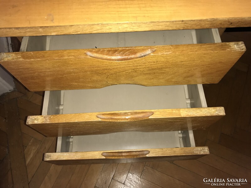 Ritkaság!!Elegáns mid- century modern , varrott műbőrrel díszített íróasztal