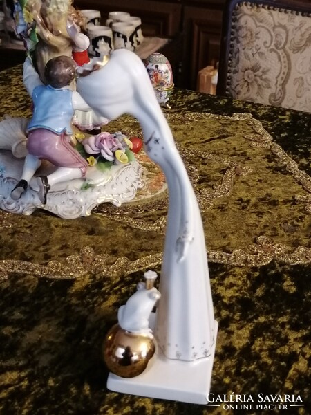 "Királylány és a békakirály" Ősz Szabó Antónia tervezte Aquincumi porcelán figura