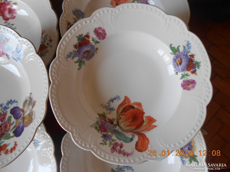 Zsolnay antik gyöngyös tányér készlet