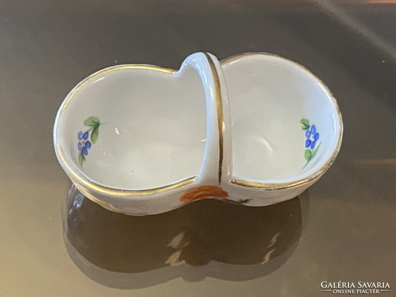 FÜSZERTARTÓ, SÓTARTÓ HERENDI JELZETT PORCELÁN ÉTKÉSZLET VAGY JÁTÉK