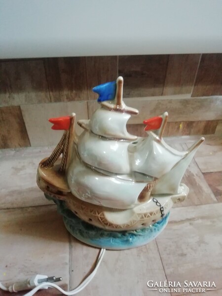 Hajós porcelán lámpa nagyon szépen világít hibátlan állapotban