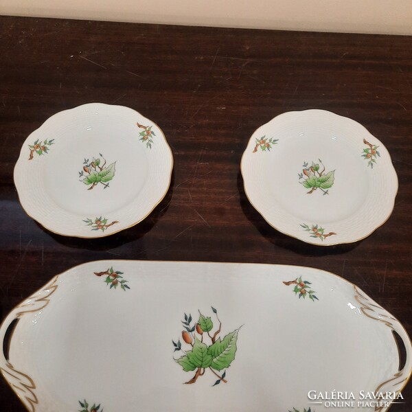Herendi hecsedli, csipkebogyó mintás porcelán süteményes készlet