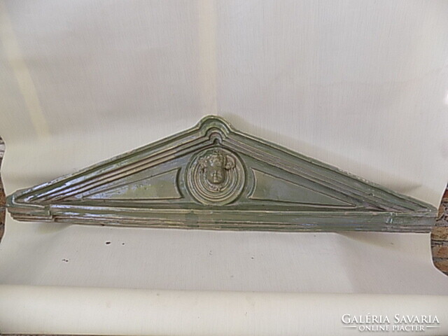 Klasszicista kerámia ajtó fölötti dísz, 19. század. Szép állapotú, 105 cm széles. Ritka.