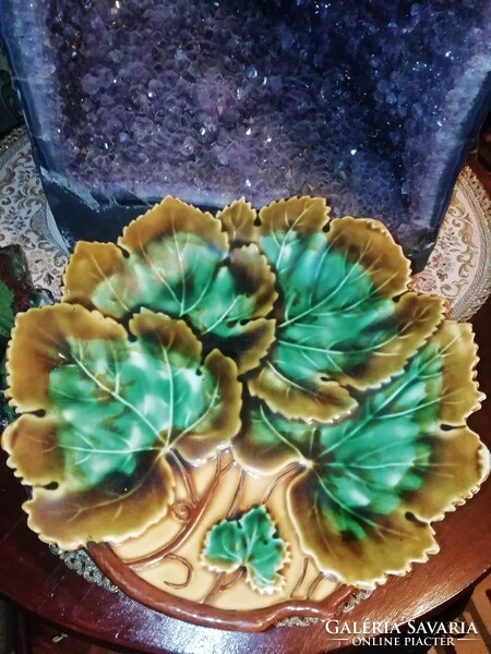 Antik szecessziós talpas kínáló 24..Hihetetlen több száz Aukció és Akció vegye vigye