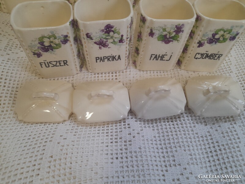 Grell ibolyás fűszertartók