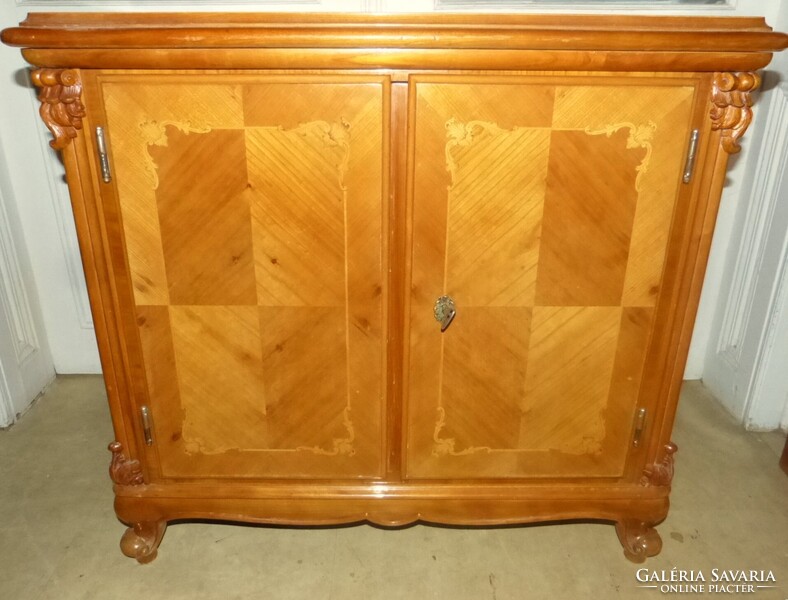 Restaurált cseresznyefa hanglemez szekrény / Gramofon-lemezjátszó állvány.