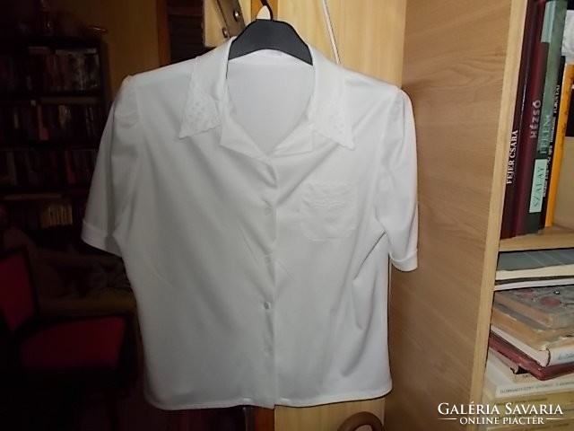 Rövid ujjú slingelt gallérú lányka blúz