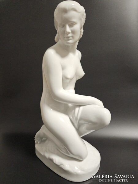 Hatalmas Herendi Térdelő Akt (Antik, 1930 körül)