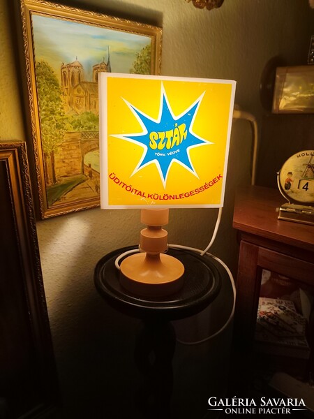 Retró Star üdítős asztali lámpa