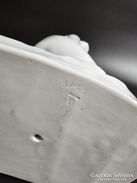 Hatalmas Herendi Térdelő Akt (Antik, 1930 körül)