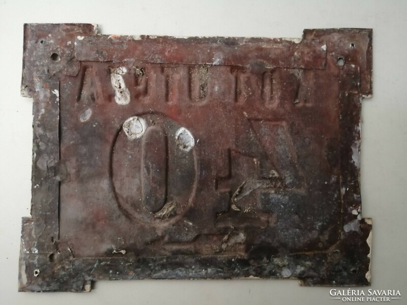 ANTIK UTCA- ÉS HÁZSZÁM  -  KUT UTCZA 40