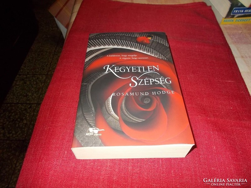 Rosamund Hodge.Kegyetlen szépség