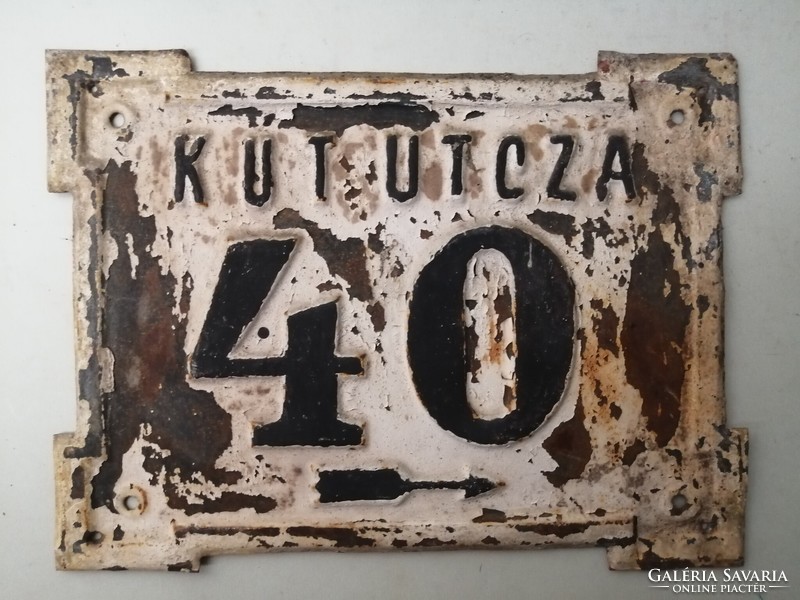 ANTIK UTCA- ÉS HÁZSZÁM  -  KUT UTCZA 40