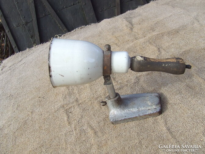 Régi lámpa zománcozott lámpa