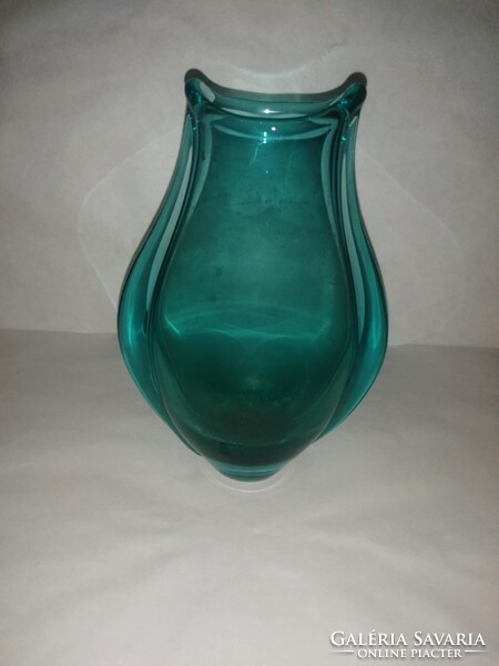 Miloslav Klinger türkiz üveg váza - 18,5 cm magas (25/d)