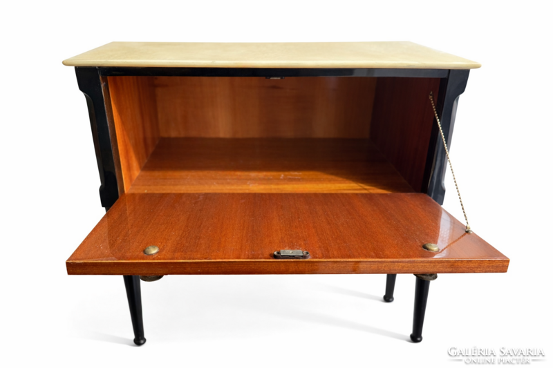 Olasz Art Deco stílusú éjjeliszekrény pár, 1950-es évek