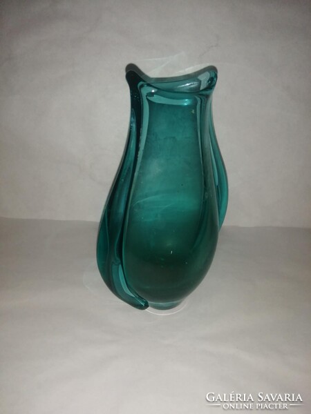 Miloslav Klinger türkiz üveg váza - 18,5 cm magas (25/d)