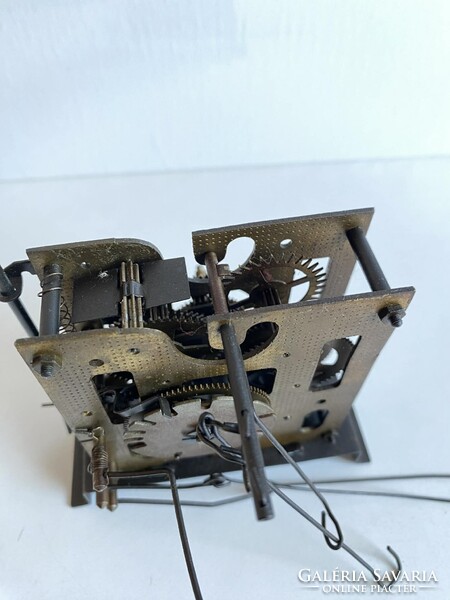 RÉGI MAJAK KAKUKKOS ÓRA SZERKEZET