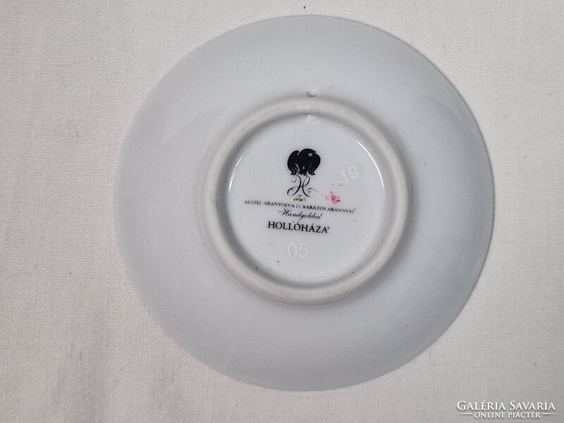 Szász Endre Hollóházi 21 karátos arannyal festett gyűrűtartó hibátlan állapotban 8 cm. átmérőjű