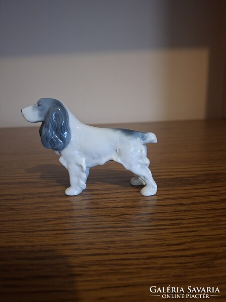 Metzler & Ortloff porcelán kutya, spániel. 11,5 cm. Jelzett