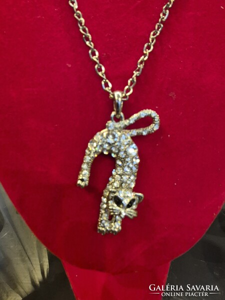 Leopárdos nyaklánc